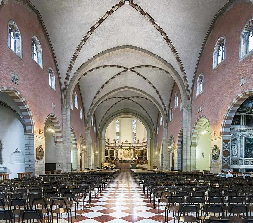 Interior of the Cathedral of Santa Maria Annunciata in VIcenza